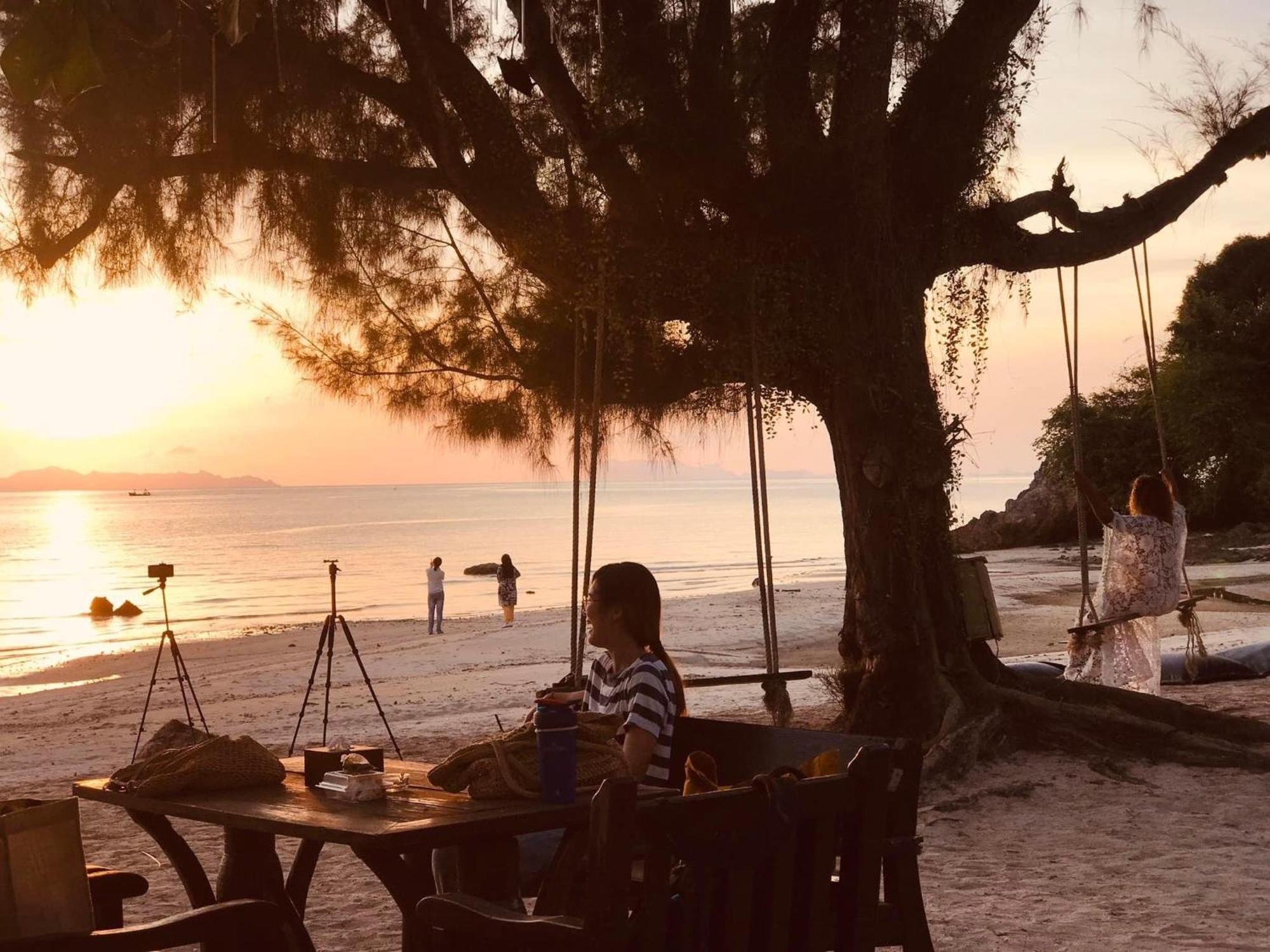 Am Samui Resort - SHA Plus Taling Ngam Beach Exterior foto
