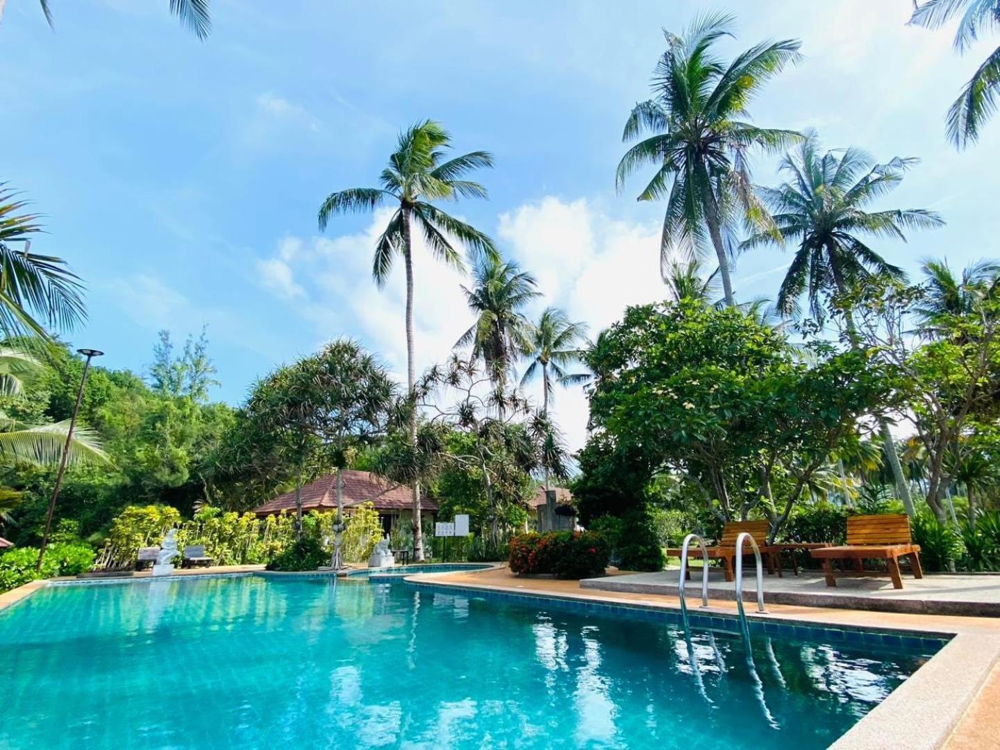 Am Samui Resort - SHA Plus Taling Ngam Beach Exterior foto